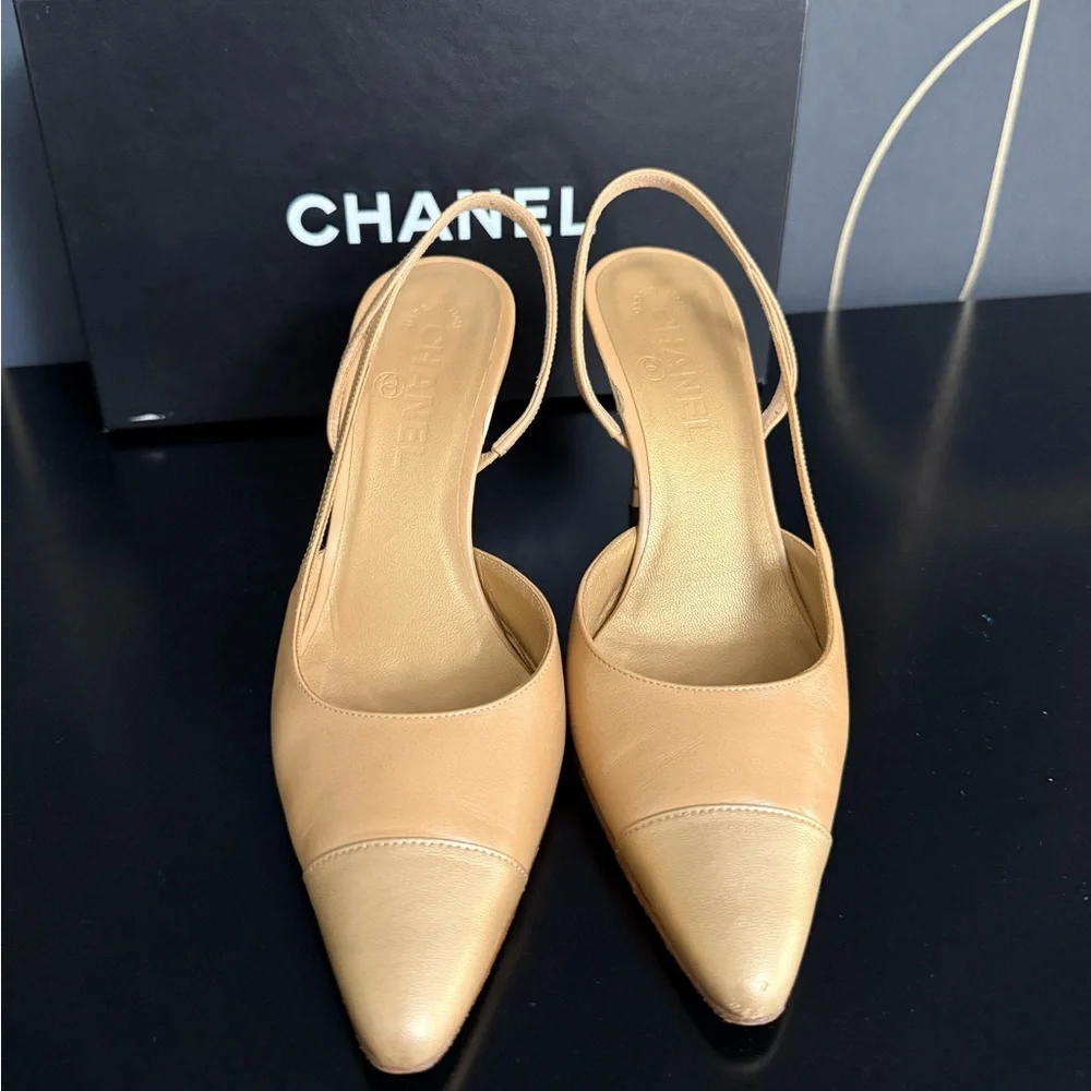 Authentic Chanel slingback pumps beige gold
